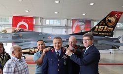 İlk Türk astronot Alper Gezeravcı yeni rütbelerini taktı