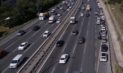 10 araç birbirine girdi: Trafik yoğunluğu havadan görüntülendi
