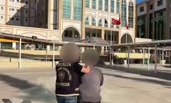 Antalya'da çek dolandırıcısı tutuklandı