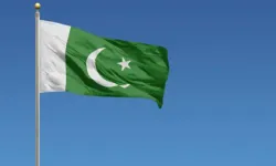 Pakistan'dan Afganistan'a hava saldırısı