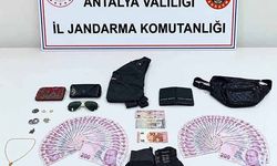 Döşemealtı'nda hırsızlık şüphelileri yakalandı