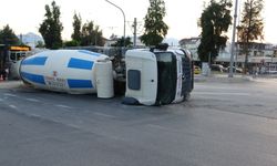 Antalya'da beton mikseri devrildi: 1 yaralı