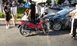 Otomobil ile motosiklet çarpıştı: 1 yaralı