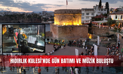 Hıdırlık Kulesi'nde gün batımı ve müzik buluştu