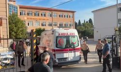 Manisa’da okul önünde silahlı saldırı: Yaralı öğrenciler var