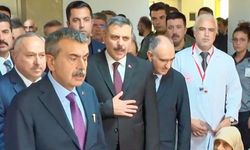 Bakan Tekin ve Bakan Çiftçi yaralı öğrencileri ziyaret etti