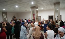 Kadınlar Matinesi’nde eğlence dolu buluşma