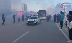 Konya’da Filistin Milli Takımı’na meşaleli karşılama