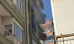 Muratpaşa'da 5 katlı binada yangın