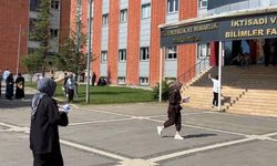 KPSS heyecanı başladı: Kimi son saniye yetişti, kimi yetişemedi