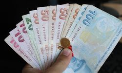 KKTC'de 450 bin TL olan milletvekili maaşlarının düşürülmesi çağrısı