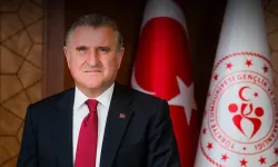 Bakan Bak: Gençlerimizin hayal gücüne güveniyoruz