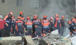 Maltepe’de çöken binada 5 kişi hayatını kaybetti; enkaz kaldırma çalışmaları sürüyor