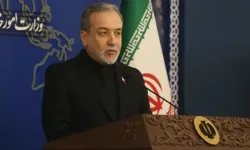 Arakçi: Tehditler karşısında boyun eğmeyeceğiz