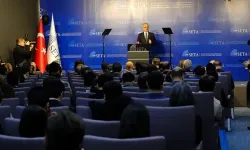Bakan Uraloğlu: Basra Körfezi'ni Türkiye üzerinden Avrupa'ya bağlayacak yeni bir lojistik omurga oluşturuyoruz
