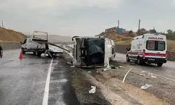Kırıkkale'de servis midibüsü devrildi: 14 yaralı