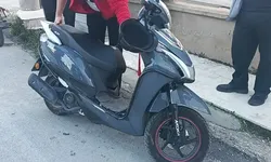 Otomobille çarpışan motosikletin sürücüsü yaralandı