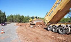 Aktoprak Mahallesi'nde yol iyileştirme çalışmaları