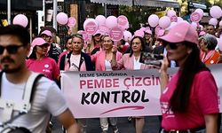 Muratpaşa'da meme kanseri farkındalığı yürüyüşü