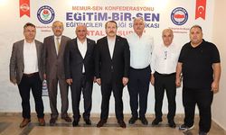 Başkan Yalçın teşkilat mensuplarıyla bir araya geldi