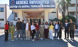 Üniversite öğrencileri Antalya'nın tarihi ve kültürel zenginliklerini keşfettiler