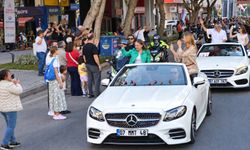 Altın Portakal Film Festivali kortejine yoğun ilgi