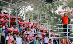 Kepezspor taraftarı isyan etti: “Formanın hakkını veren bir takım istiyoruz!”