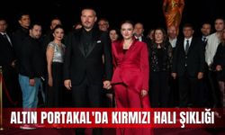 Altın Portakal'da kırmızı halı şıklığı
