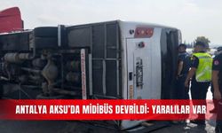 Antalya Aksu’da midibüs devrildi: Yaralılar var