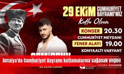Antalya'da Cumhuriyet Bayramı kutlamalarına sağanak engeli