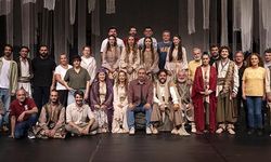 'Taziye' ayakta alkışlandı