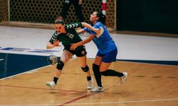 Kepez Belediyespor, namağlup İzmir Büyükşehir Belediyesi’ni 30-26 devirdi!