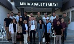Yeni Parti Serik'te mazbata töreni