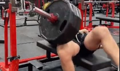 405 kilo bench press denemesi kaza ile sonuçlandı