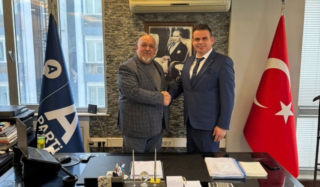 Anahtar Parti'de Muratpaşa İlçe Başkanı Eroğlu oldu