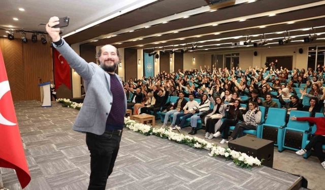 Alkü'de "Hayat senden ne bekliyor" konulu etkinlik