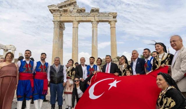 Manavgat’ta şölen başladı