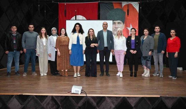 Kemer'de kurs öğrencilerine seminer verildi