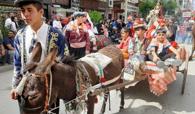 Kumluca'da 'Yörük Göçü' coşkusu