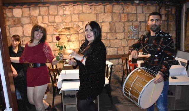 Üçkapılar Meyhane açıldı