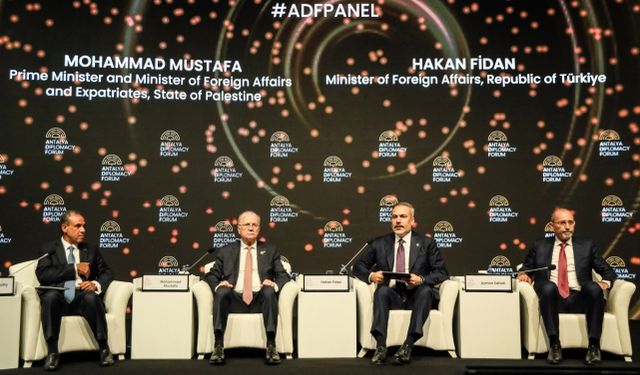 Ürdün Dışişleri Bakanı Safadi: İsrail Suriye'de huzursuzluk yaratmak istiyor
