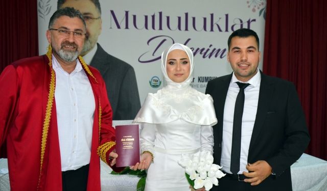 50 çiftin nikahı kıyıldı