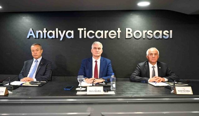 'İhracat için radikal politikalar geliştirilmeli'