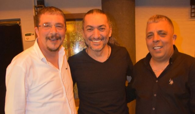 Oğuz Boran Üçkapılar Meyhane'deydi