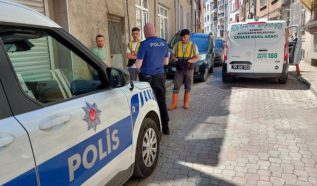 Apartmana yayılan koku yaşlı adamın öldüğünü ortaya çıkardı