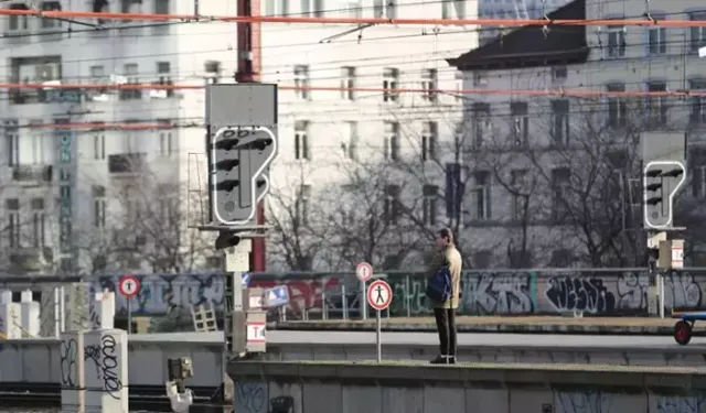 Belçika'da grev dalgası: Kamu çalışanları iş bıraktı