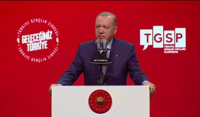 Cumhurbaşkanı Erdoğan: Büyük ve güçlü Türkiye mefkuremizi sizlerle hayata geçireceğiz
