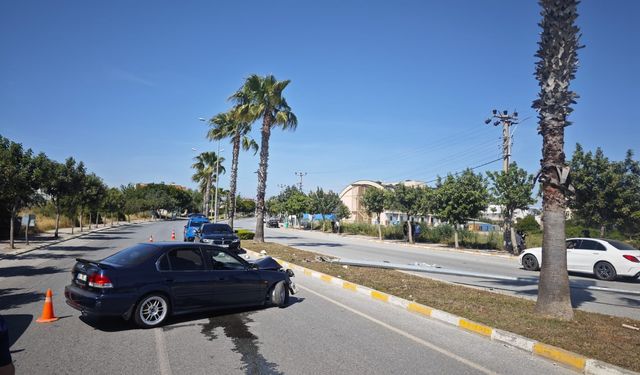 Direğe çarparak durabildi: 1 yaralı