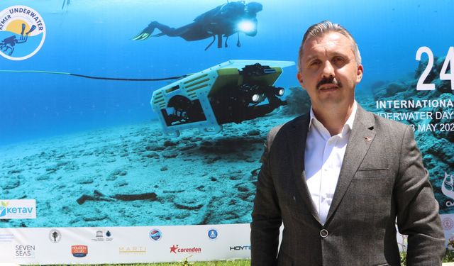 Kemer’de nefesler sualtı için tutuluyor