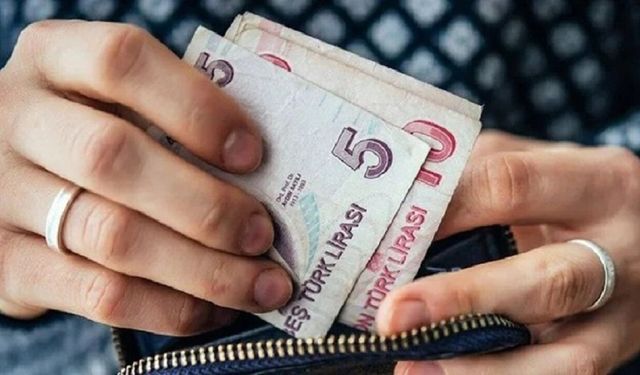Emeklilere ne kadar zam gelecek? İşte ilk hesap!